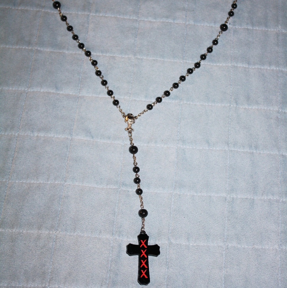 The Pretty Reckless Necklace Going To Hell TPR